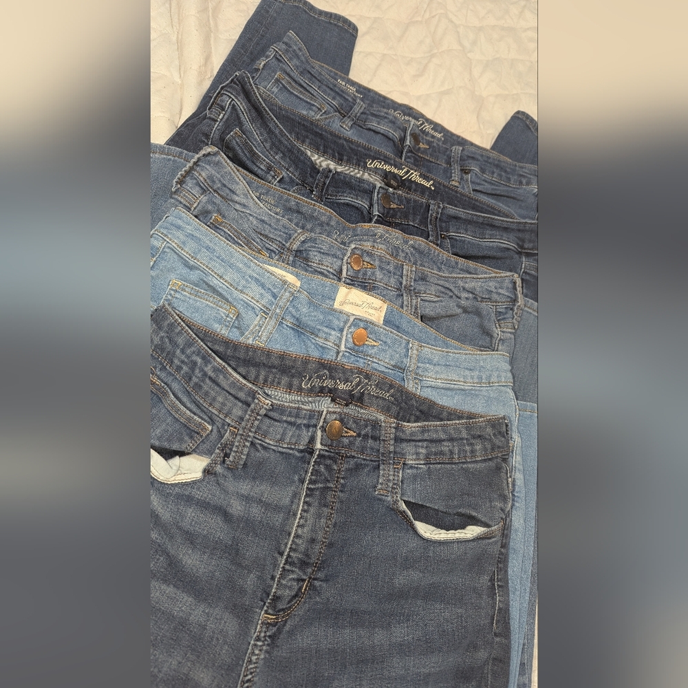 Universal Thread Jeans bundle